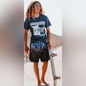 NWOT Psycho Tuna Unisex Black Graphic Short Sleeve Tee Shirt - Size M